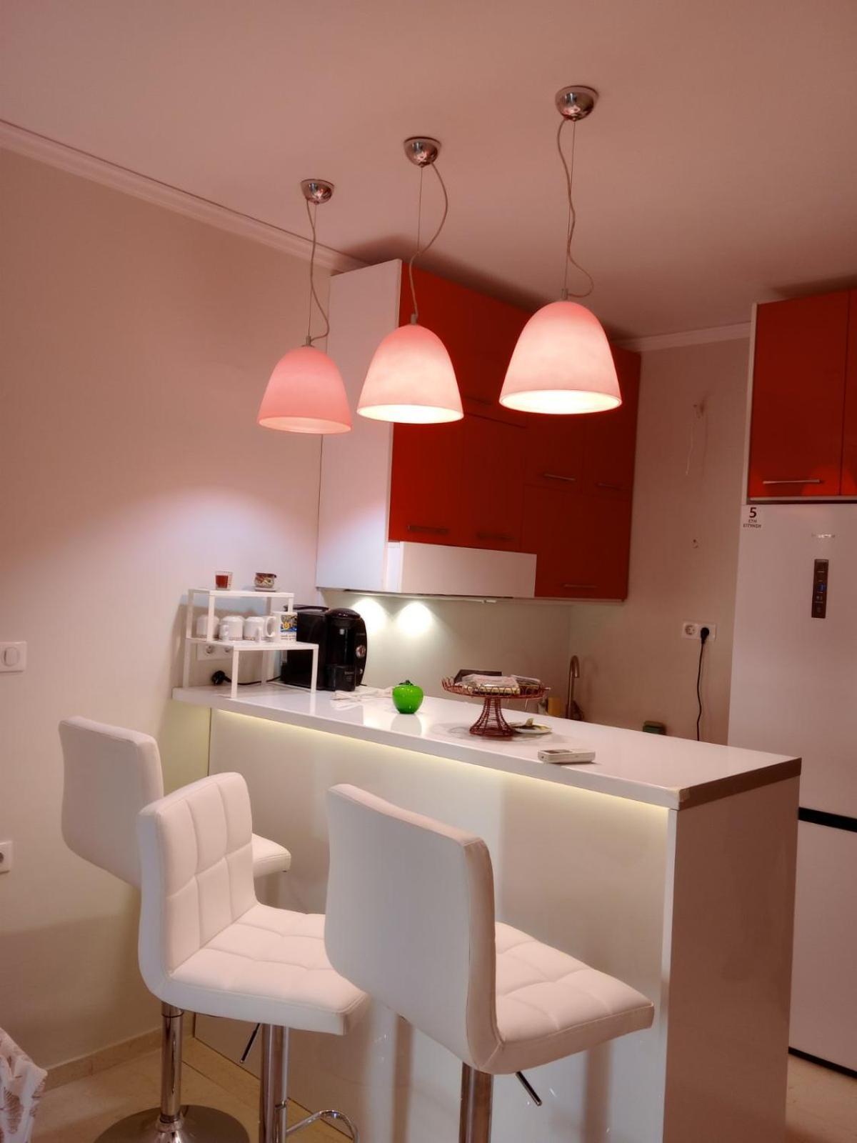 Modern Studio By The Sea Loutra Edipsou  Exterior photo